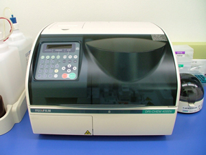 血液生化学自動分析装置